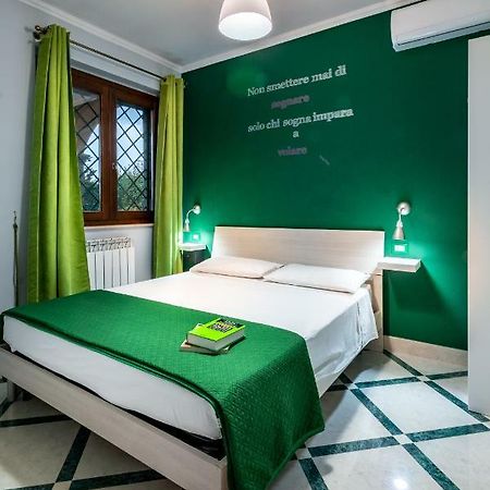 Il Bacio E La Nocciola Bed and Breakfast Labico Eksteriør billede