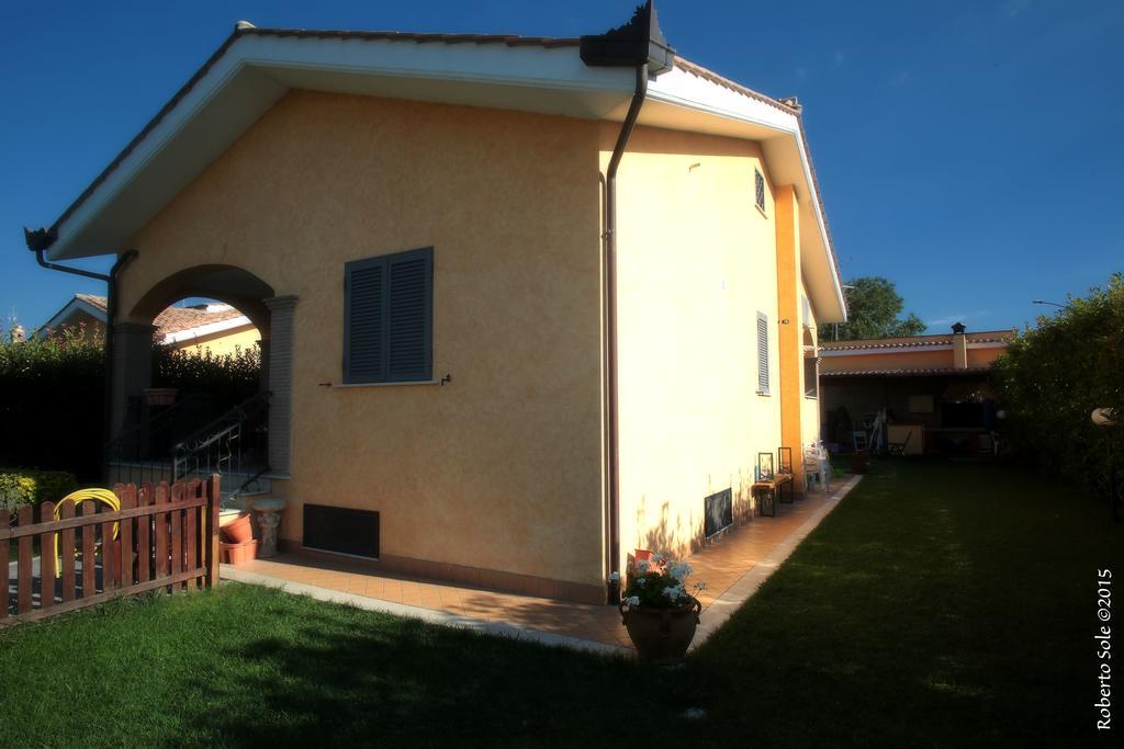 Il Bacio E La Nocciola Bed and Breakfast Labico Værelse billede