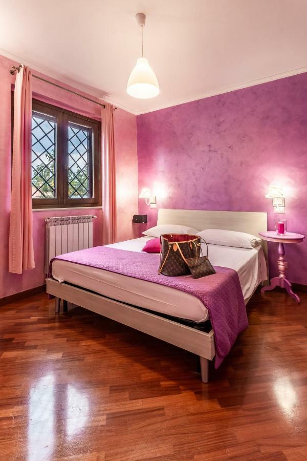 Il Bacio E La Nocciola Bed and Breakfast Labico Eksteriør billede